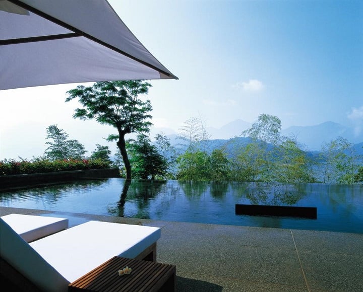 top 10 Of The Most Beautiful Swimmingpools In The World