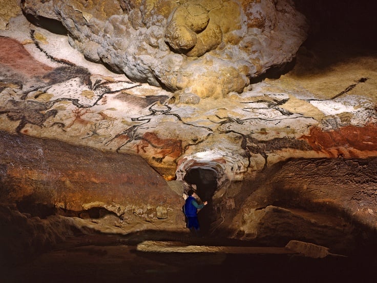 Lascaux Caves (France)