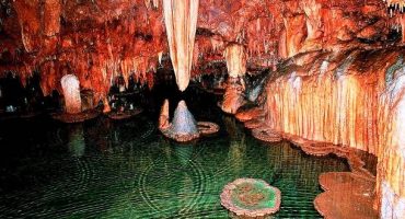 The 10 most fascinating caves in the world