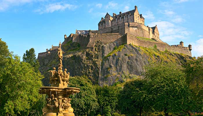 edinburgh-castle