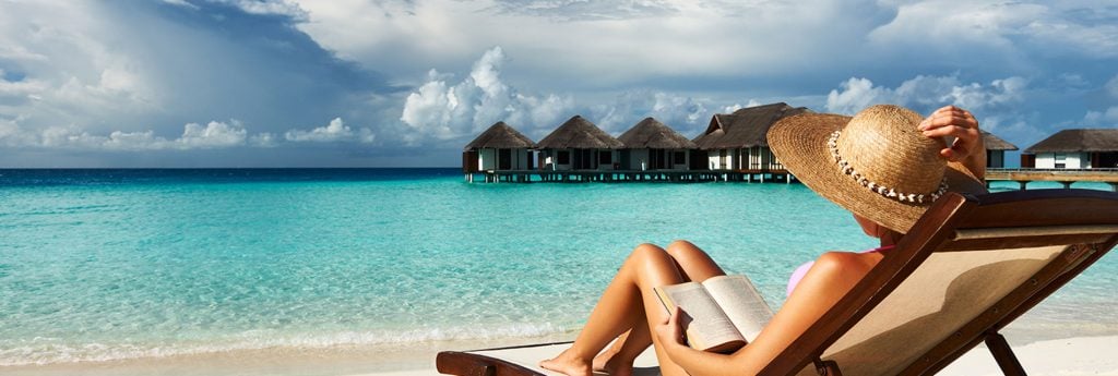 What do Europeans read while on holiday? (2016)