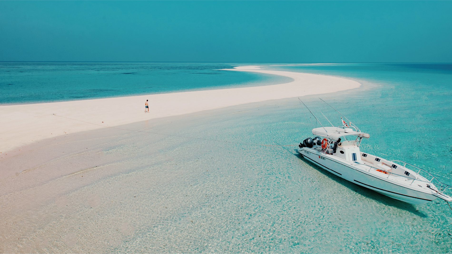 things to do in Bahrain, island, yacht, clear water
