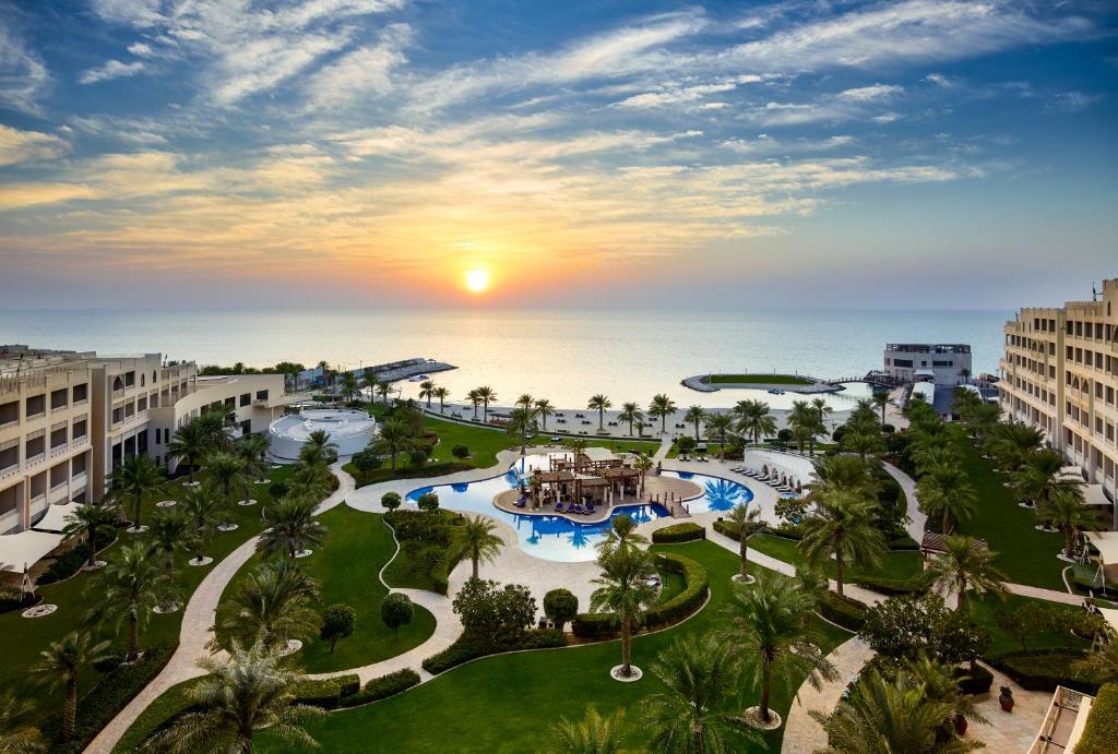 the best things to do in Bahrain, sofitel bahrain hotel