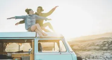 tenerife-couple-on-top-of-a-van