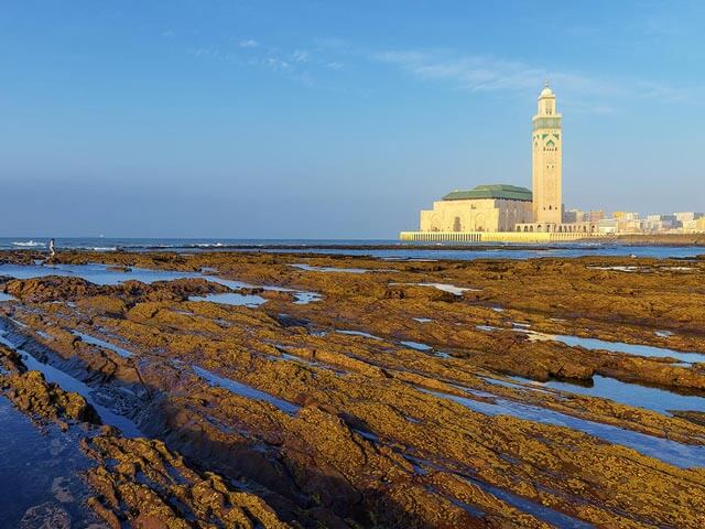 Book a cheap flight and hotel in Casablanca with onefront-Opodo